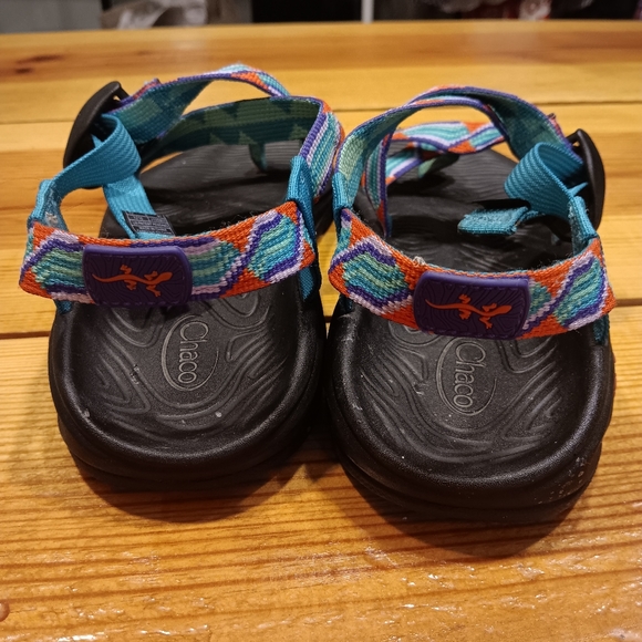Chaco's sandals, womens 10, red, blue, purple, black, like new condition - Picture 5 of 8